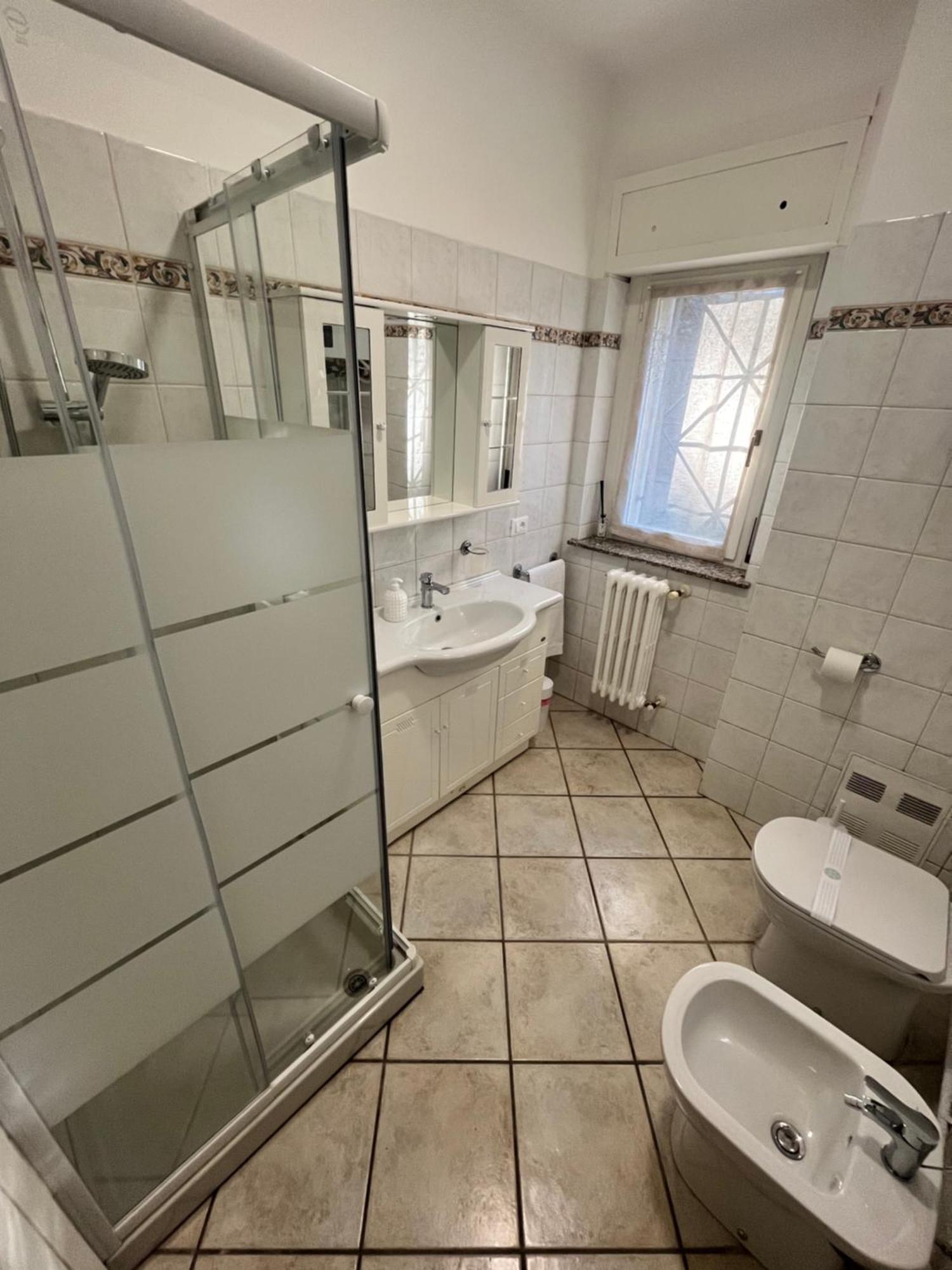 Appartamento In Villa Nico'S Home Gallarate Luaran gambar